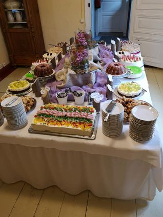 kartanon miina brunssi kakkubuffet